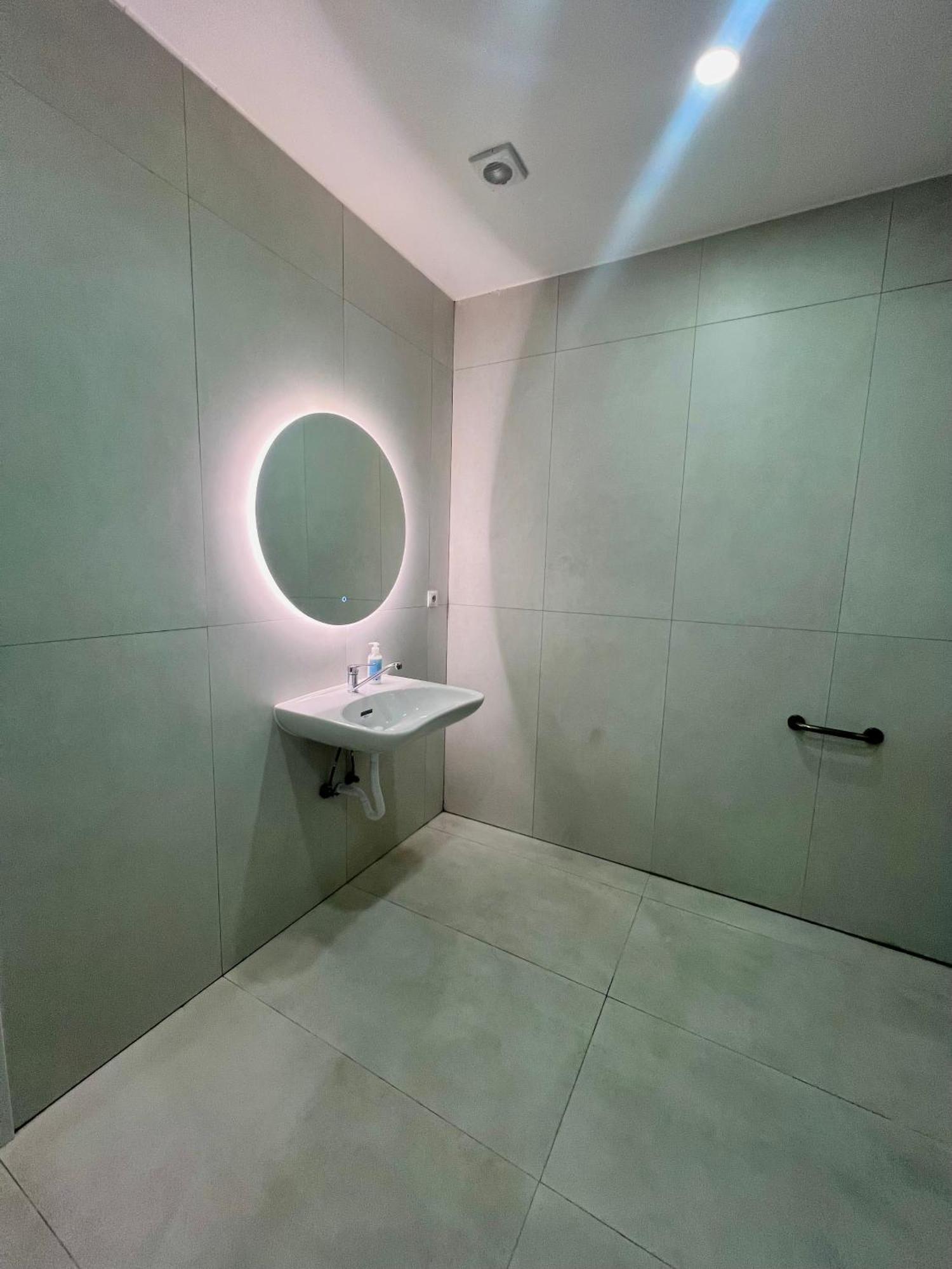 Hostel Oasis Madrid Kültér fotó