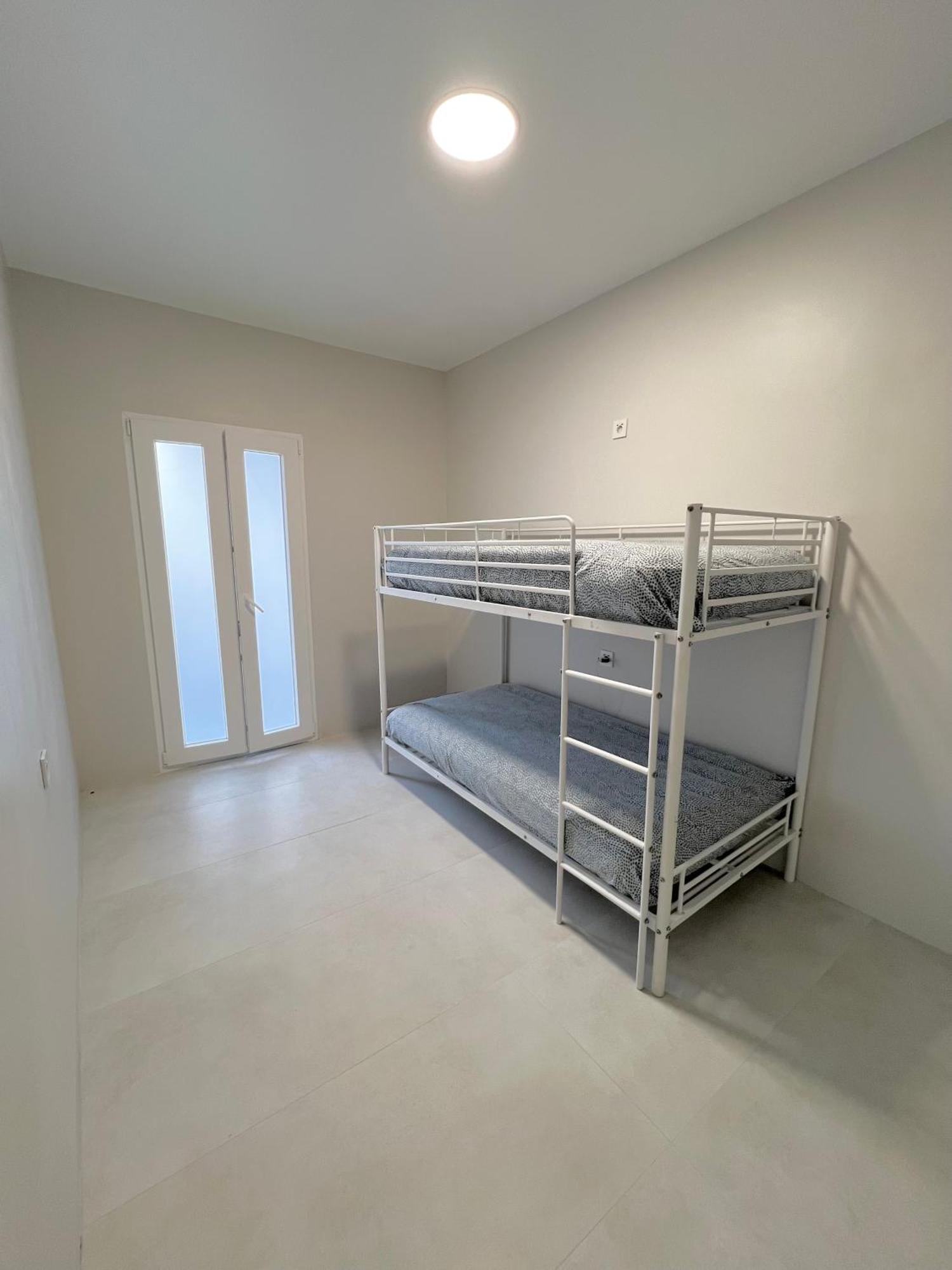 Hostel Oasis Madrid Kültér fotó