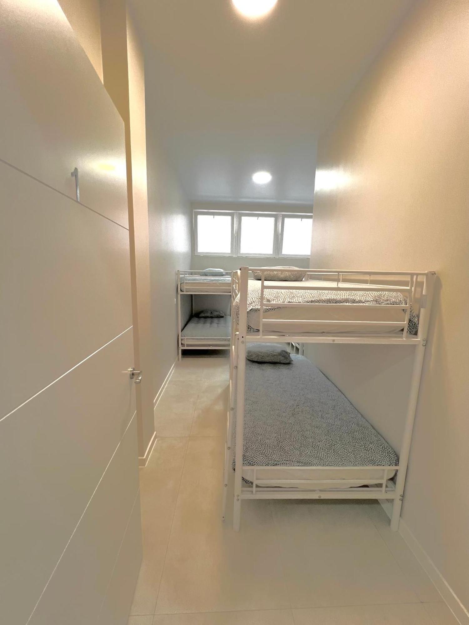 Hostel Oasis Madrid Kültér fotó