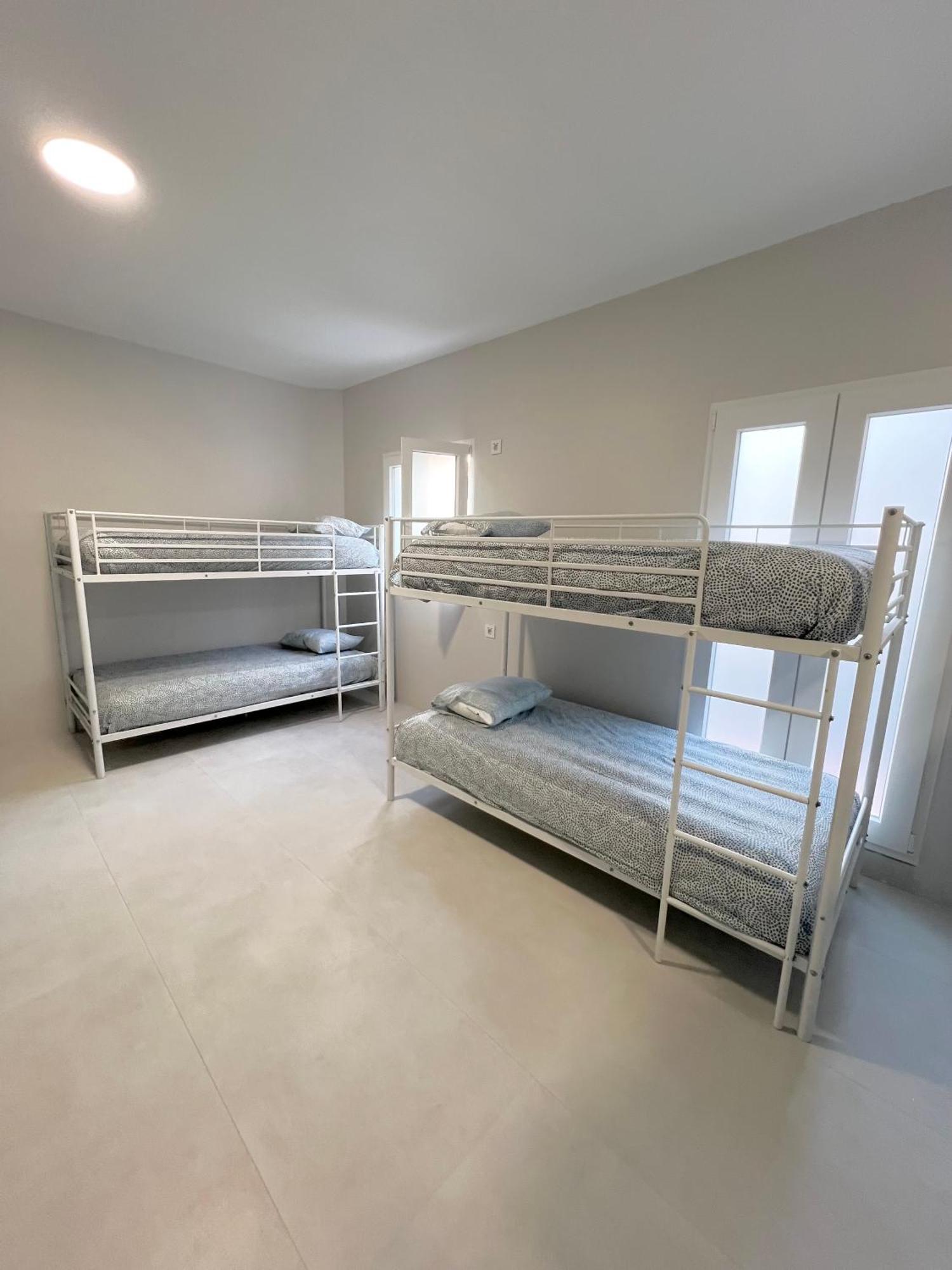 Hostel Oasis Madrid Kültér fotó