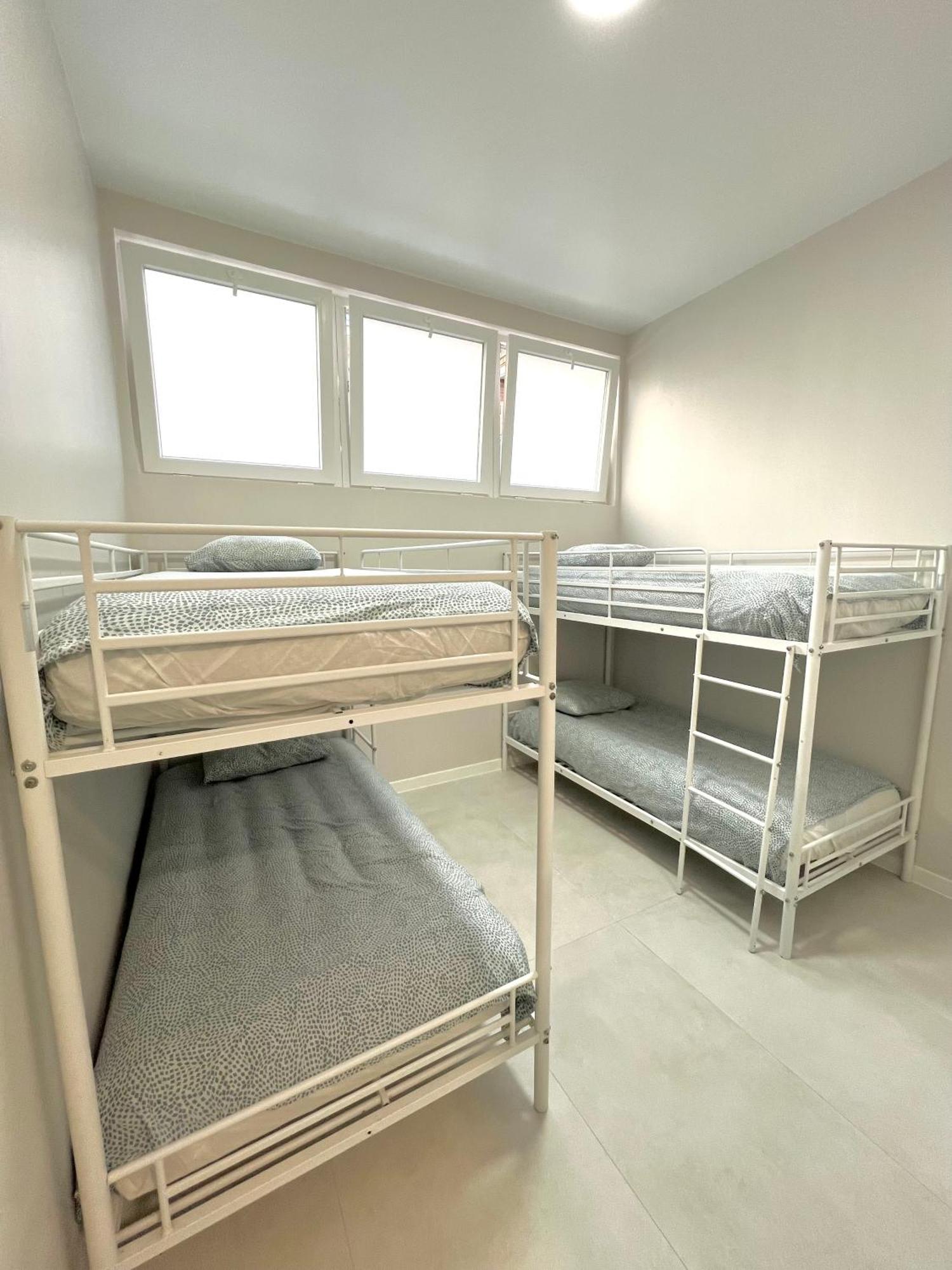 Hostel Oasis Madrid Kültér fotó